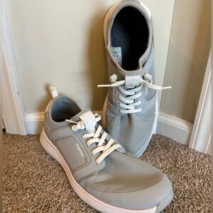 Tropic Feel Monsoon Men’s Travel Sneakers size 10 Gray